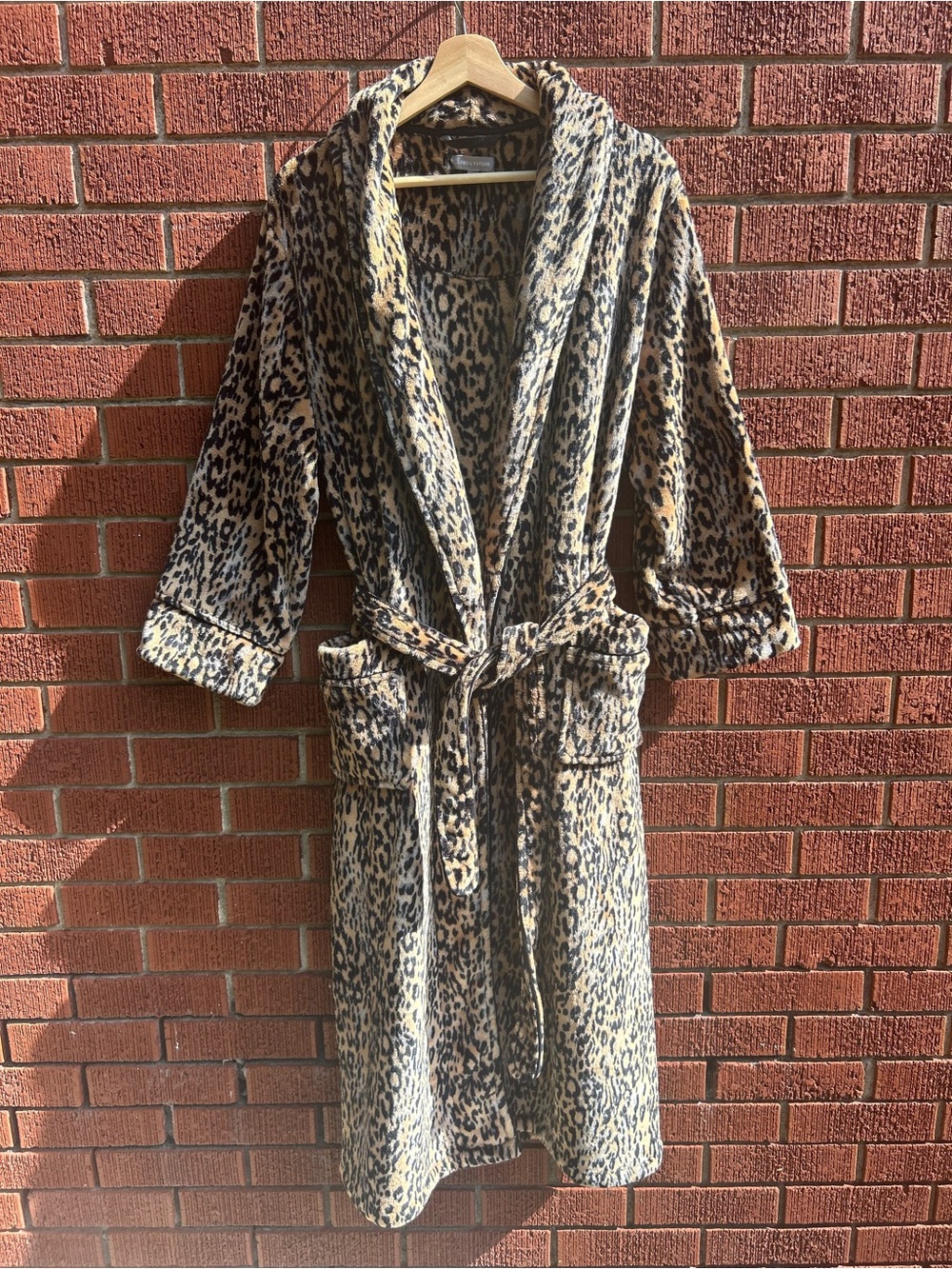 Lord & Taylor Leopard Print Plush Fleece Robe Women’s Small Cozy Wrap
